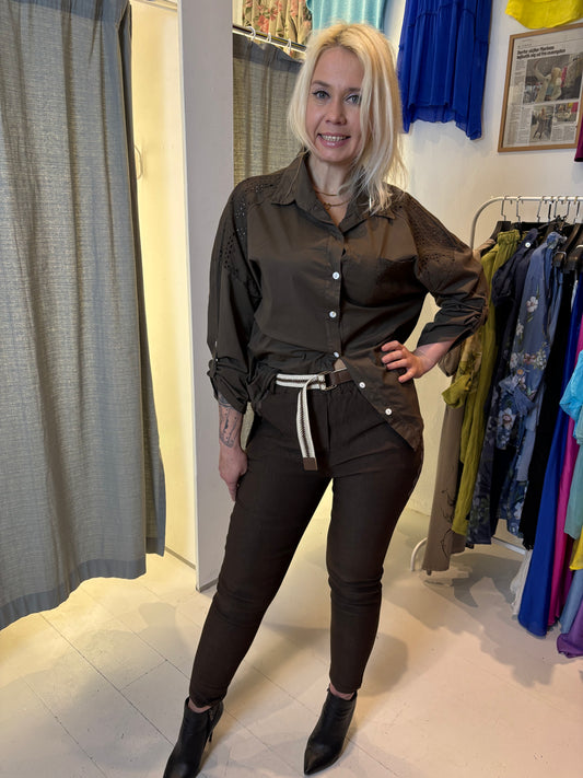 Bukser (Stræk bukser med bælte)