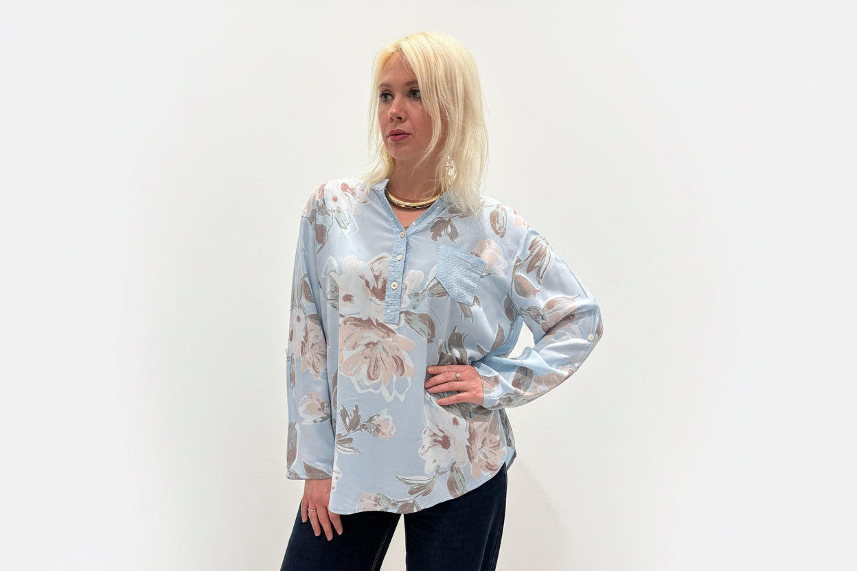 Italienske Bluse med blomster