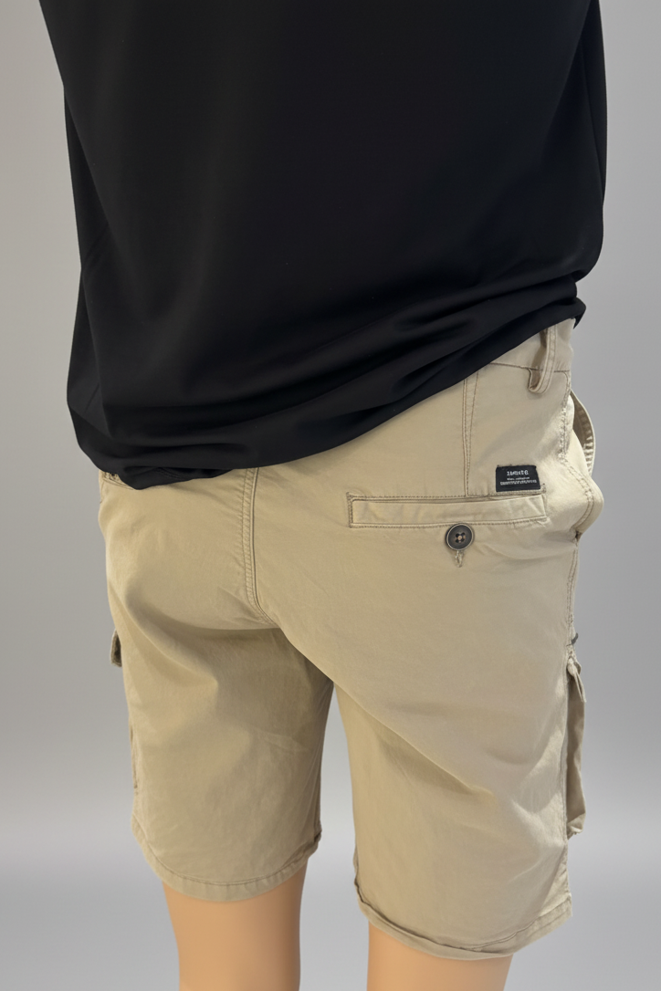Bomulds shorts med lommer.