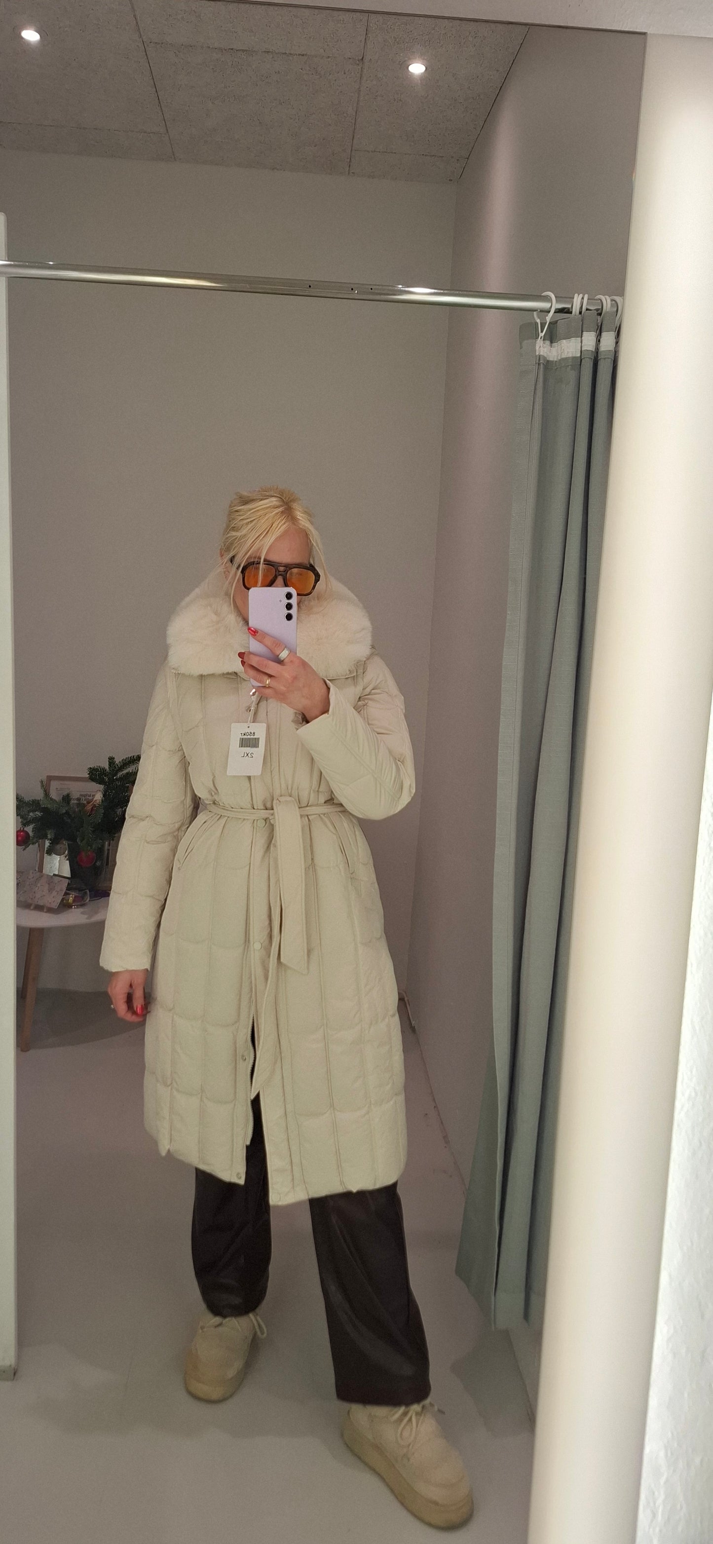 Lang Vinter jakke til Kvinder med Aftagelig Pels - Sort og Beige